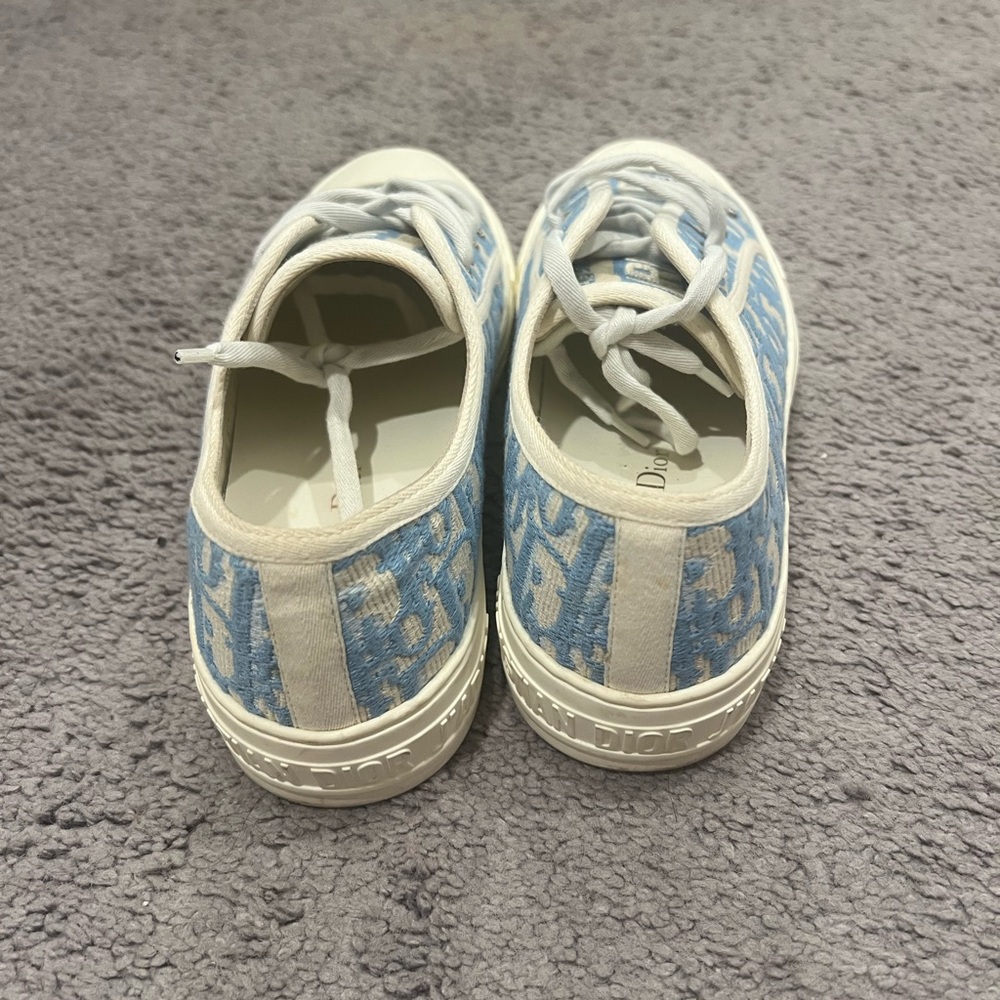 Dior Sneakers
Walk’n’Dior Sneaker - Picture 4 of 5